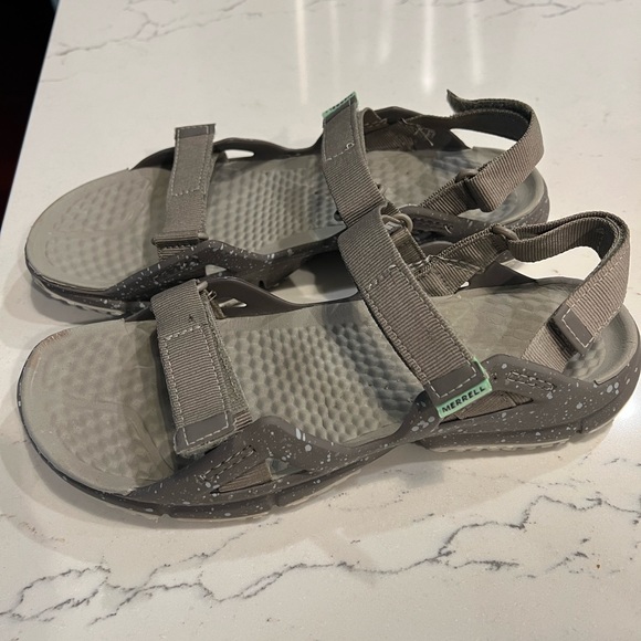 Merrell sandals - Picture 1 of 4